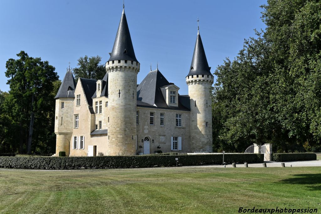 Château d'Agassac est un cru bourgeois en appellation Haut-Médoc.